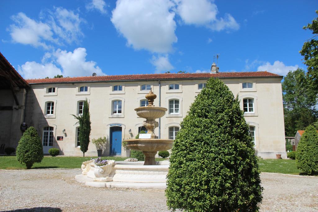 Domaine Des Chais Thenac  Exterior photo
